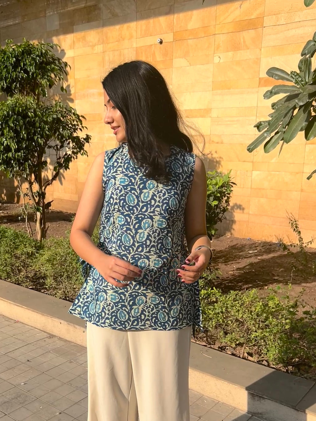 Neel Vira Kurti