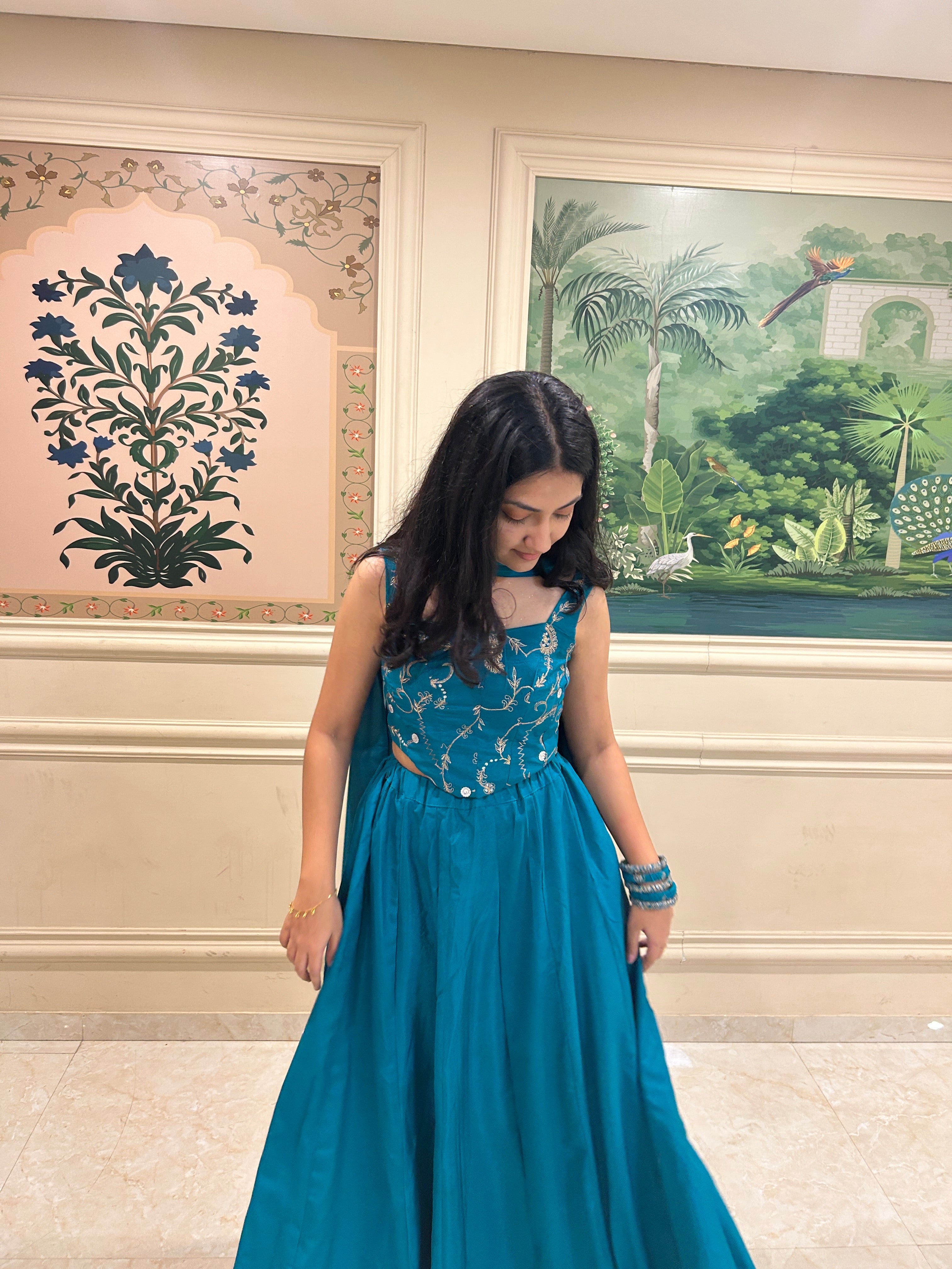 Neel Kamal Lehenga Set
