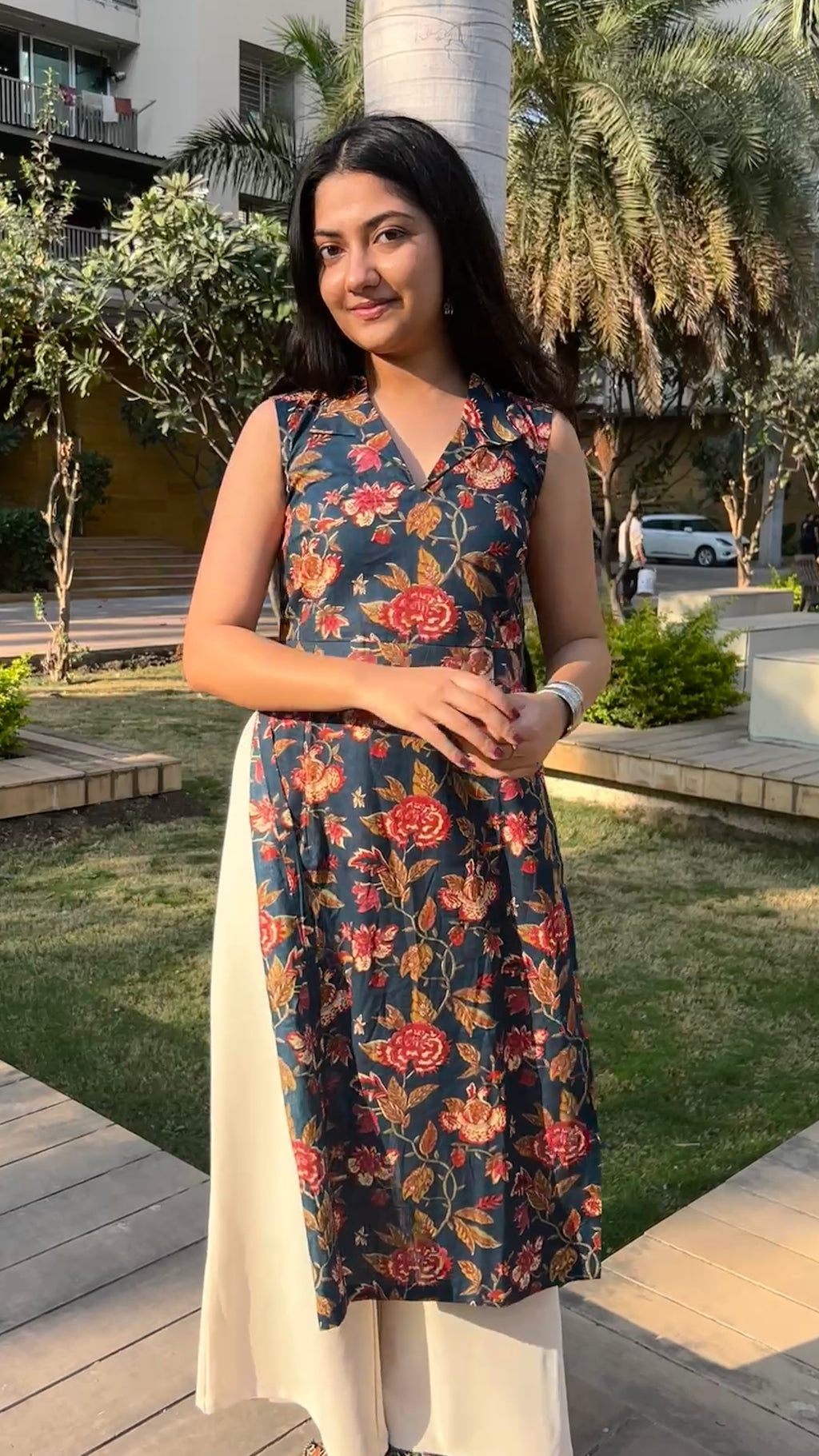 Noir Petal Side Slit Kurti
