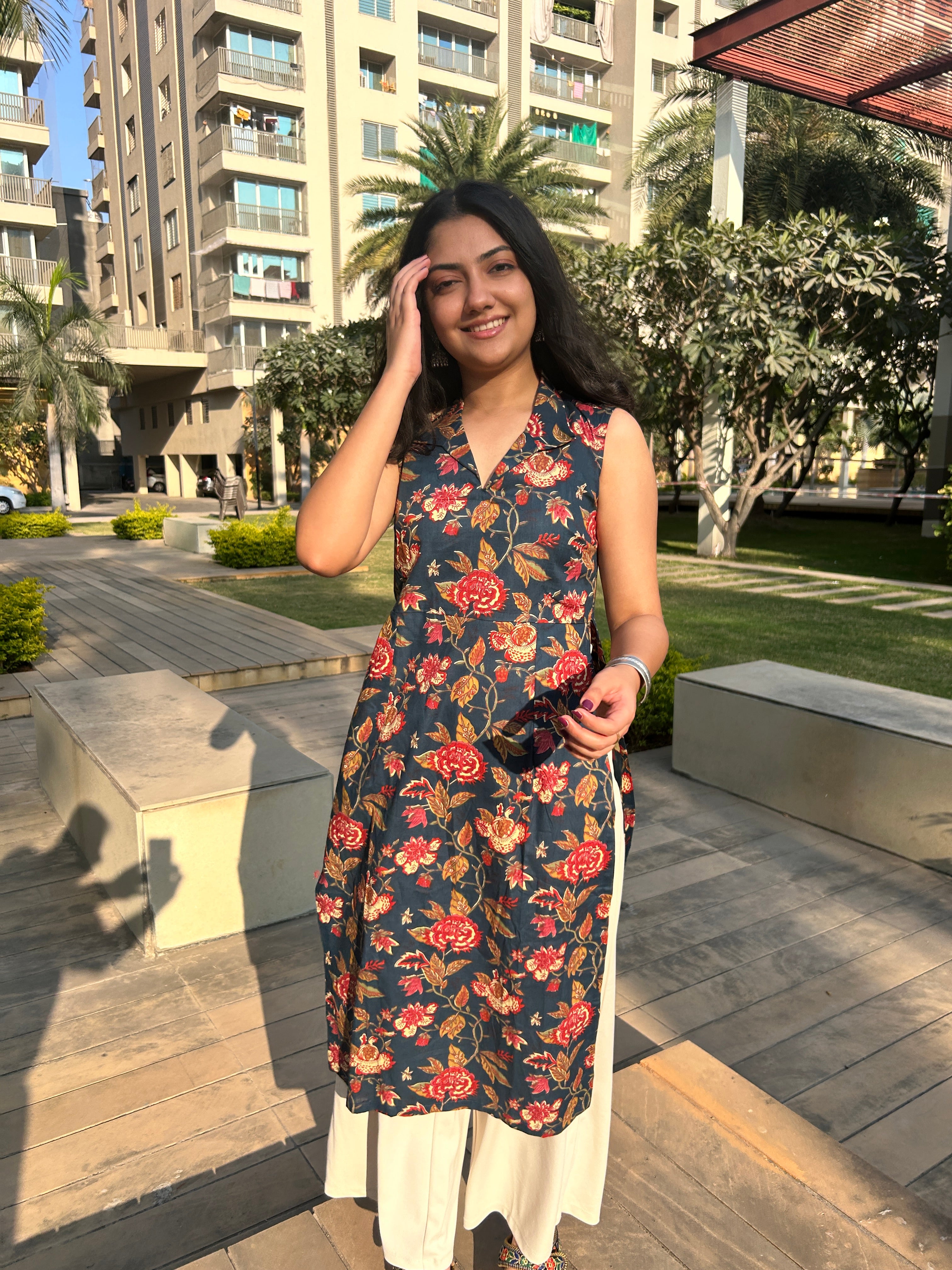 Noir Petal Side Slit Kurti