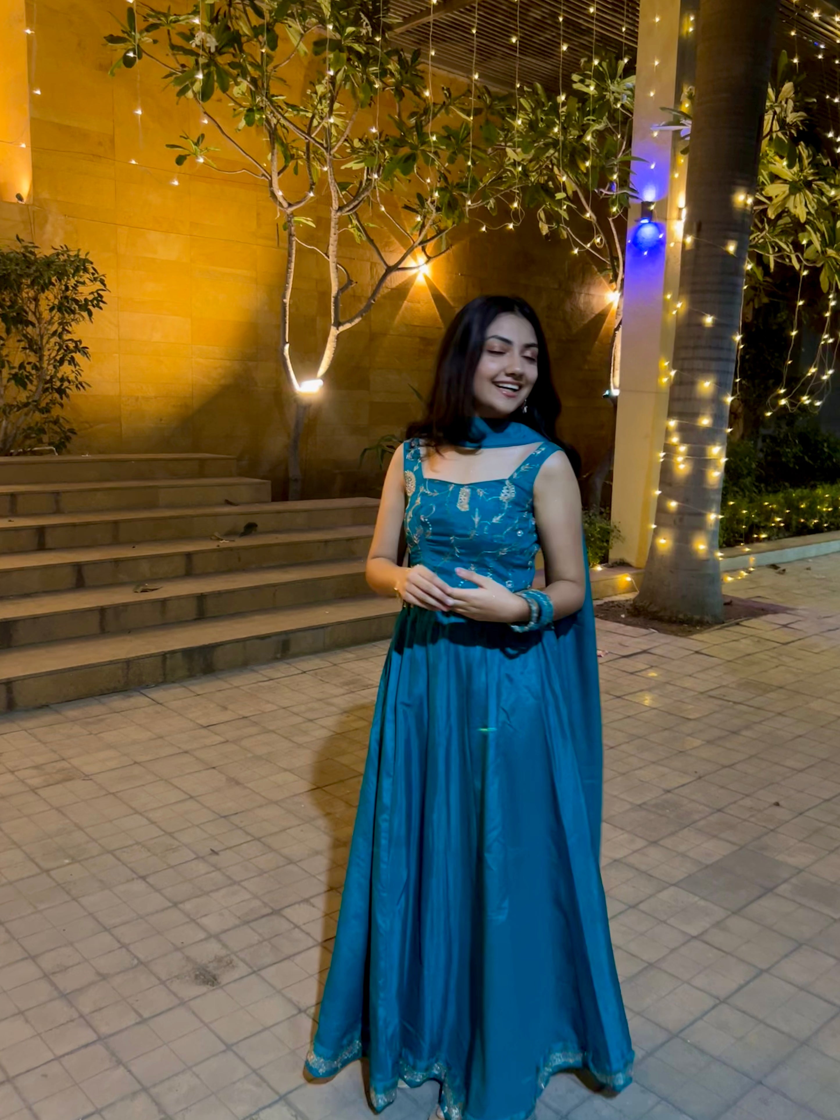 Neel Kamal Lehenga Set