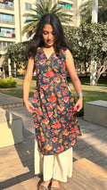Noir Petal Side Slit Kurti
