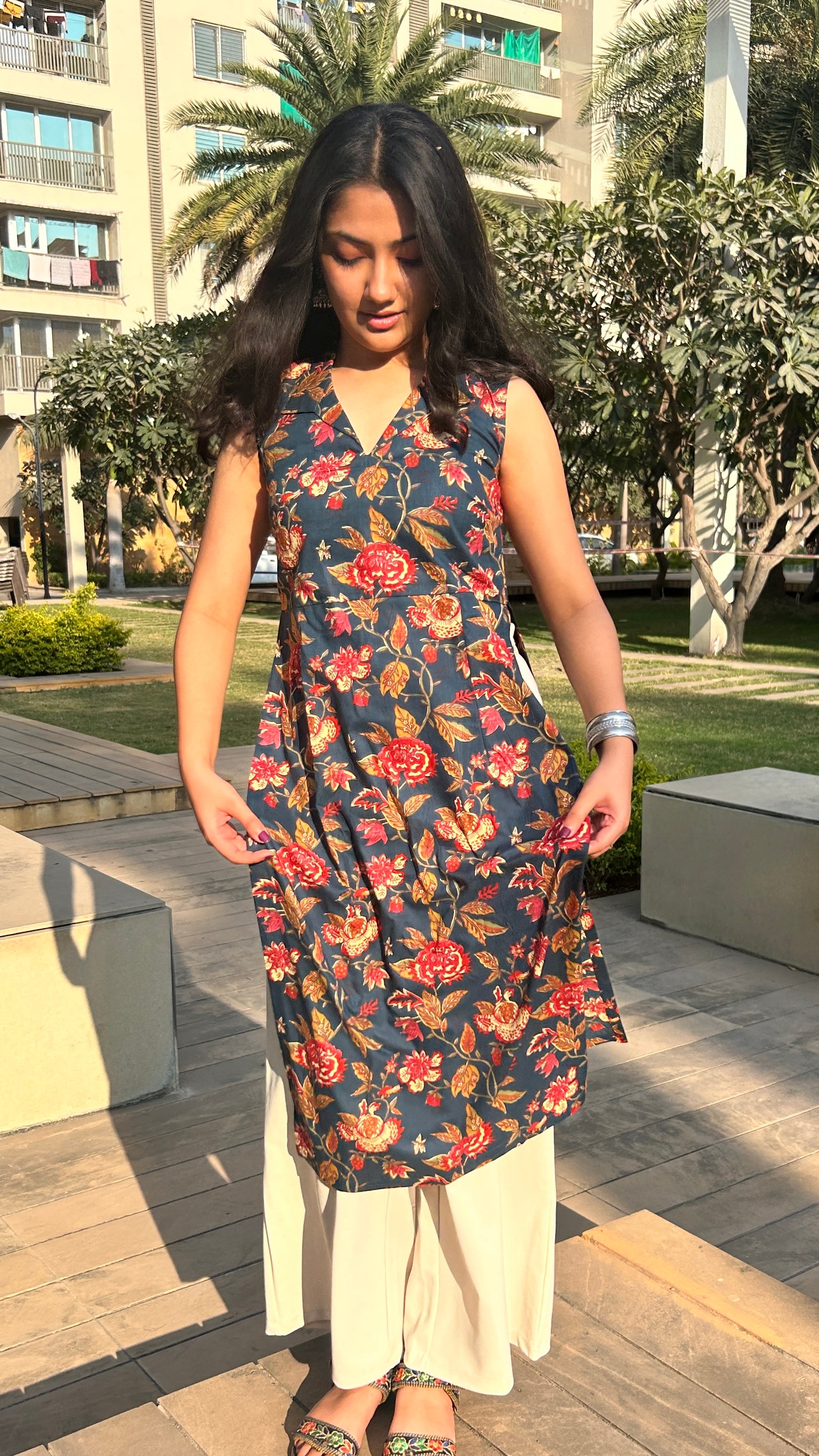 Noir Petal Side Slit Kurti